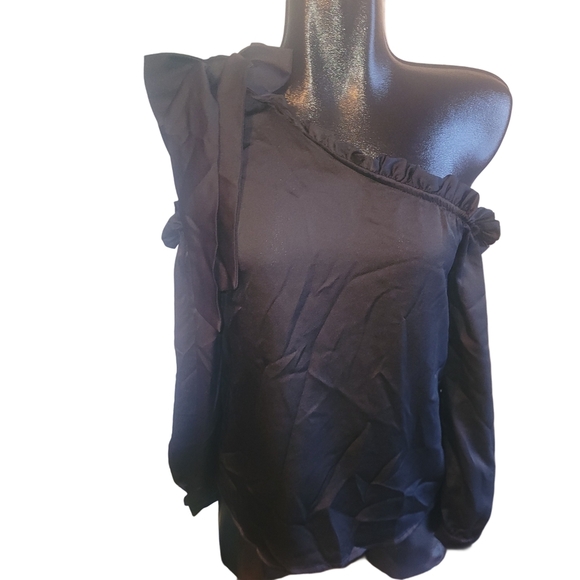 CeCe Black Off Shoulder Bow Detail Blouse M - Picture 1 of 6